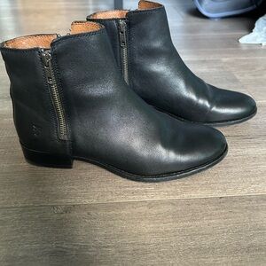 Frye Moto Cycle Size 7 Double Zip Leather Boot Black Goth Vamp Emo Metal Women’s